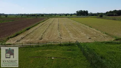 Zvečka | 4zida.rs