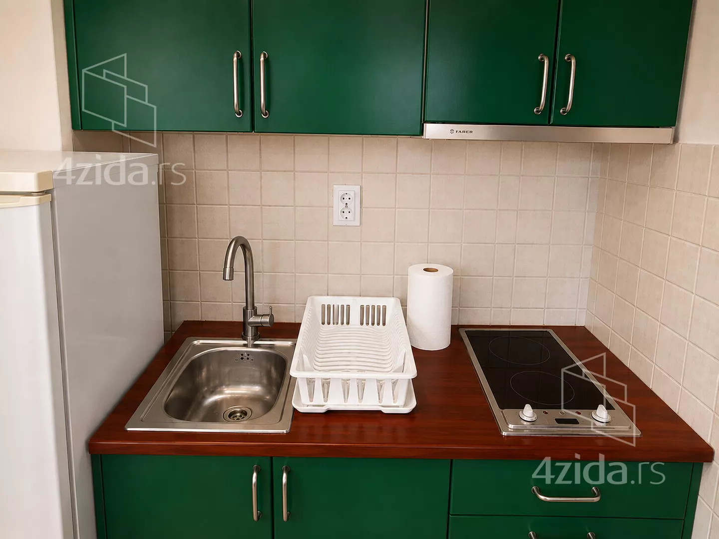 Garsonjera | 4zida