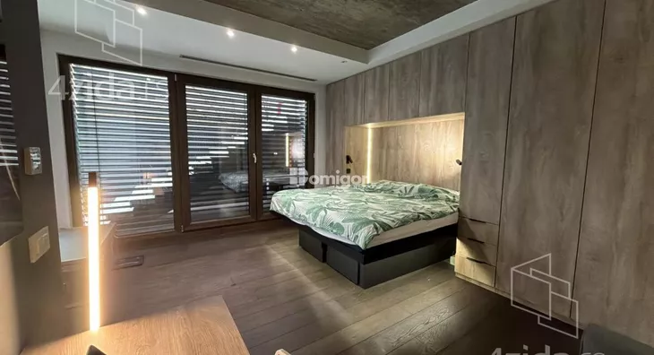 Četvoroiposoban stan | 4zida