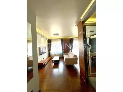 Crveni Krst Vračar | 4zida.rs