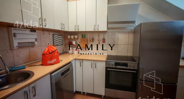 Petosoban stan | 4zida