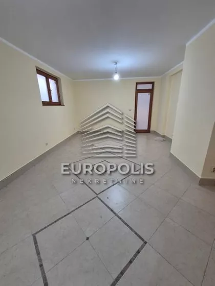 Varvarinska | 4zida.rs