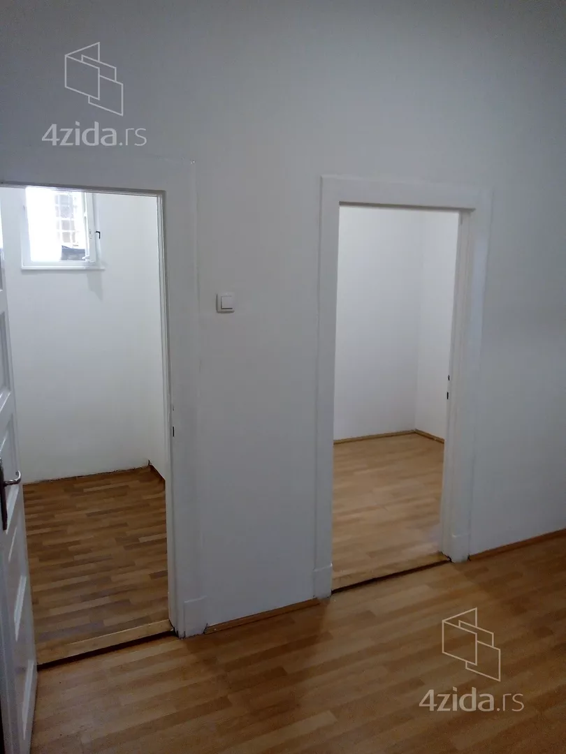 Šestosoban stan | 4zida