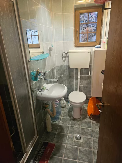 Autobuska Stanica | 4zida.rs