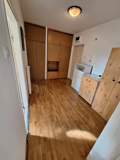 Puškinov Trg | 4zida.rs