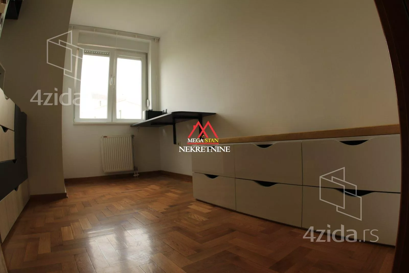 Troiposoban stan | 4zida