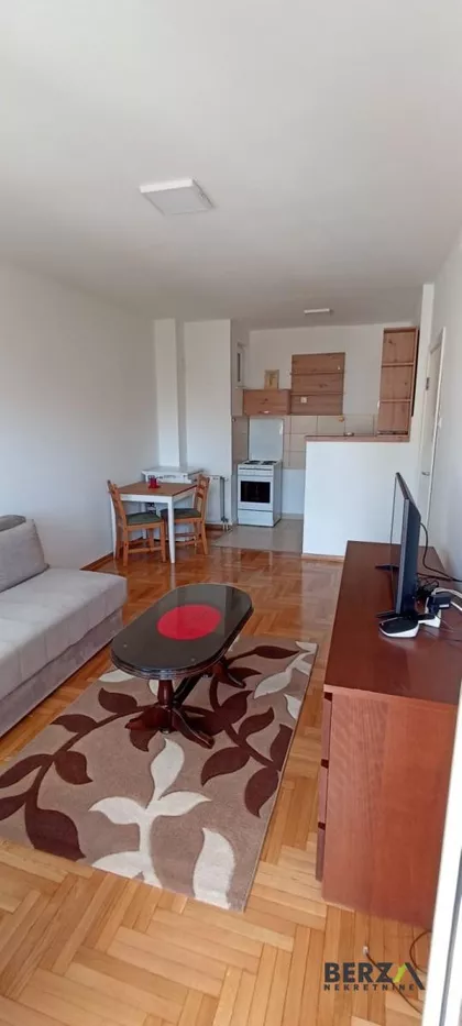 Bulevar Oslobođenja | 4zida.rs