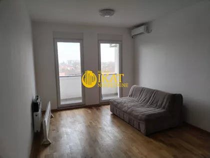 Karađorđeva | 4zida.rs