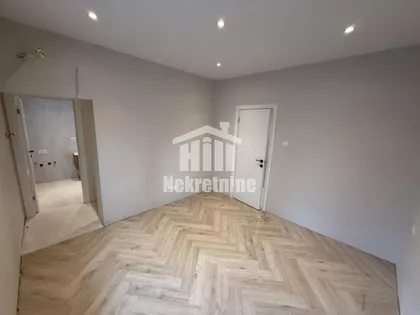 Ugrinovačka | 4zida.rs