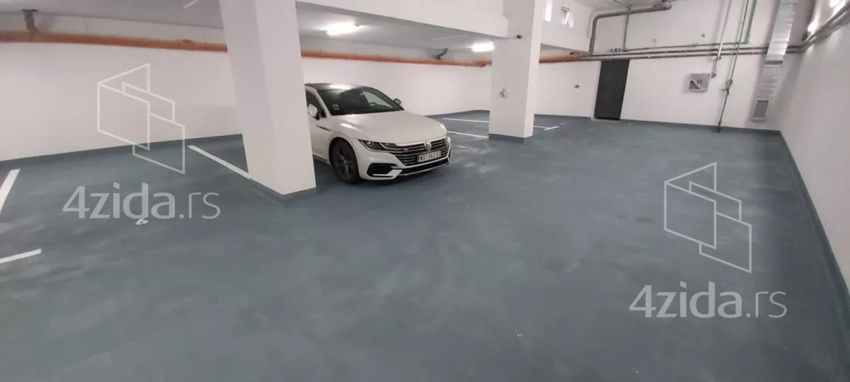 Četvoroiposoban stan | 4zida