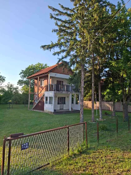 Male Brgulice 17D | 4zida.rs