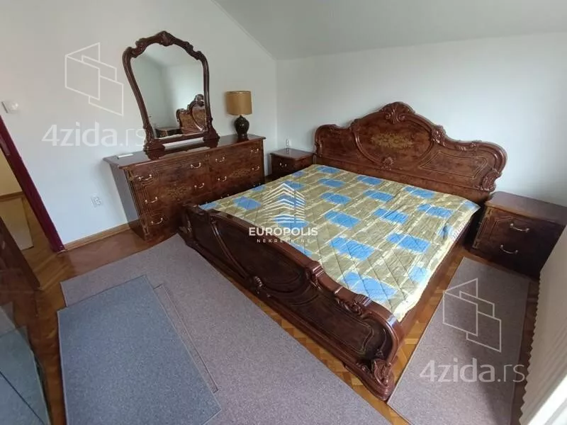 5-etažna kuća | 4zida