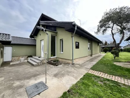 Mala Bosna | 4zida.rs