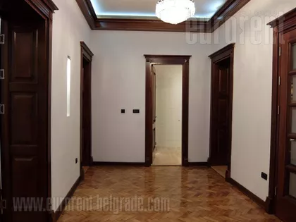 HILANDARSKA OKOLINA | 4zida.rs
