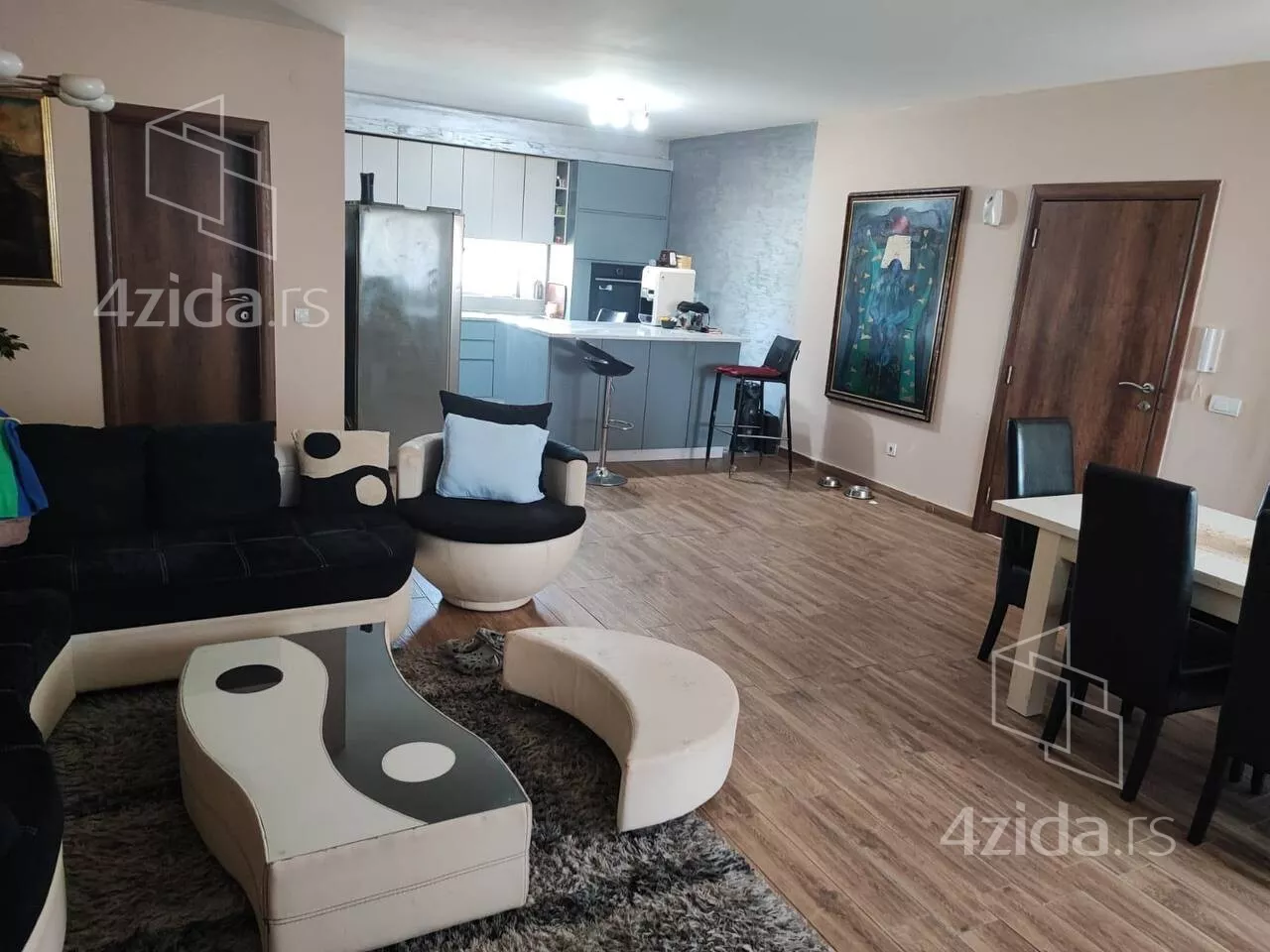 Četvorosoban stan | 4zida