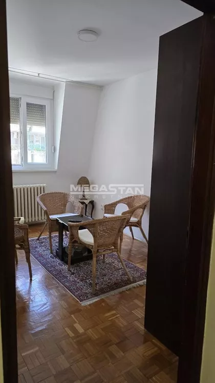 Radnih akcija | 4zida.rs