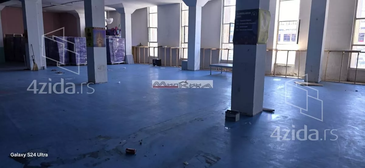 Poslovni prostor | 4zida