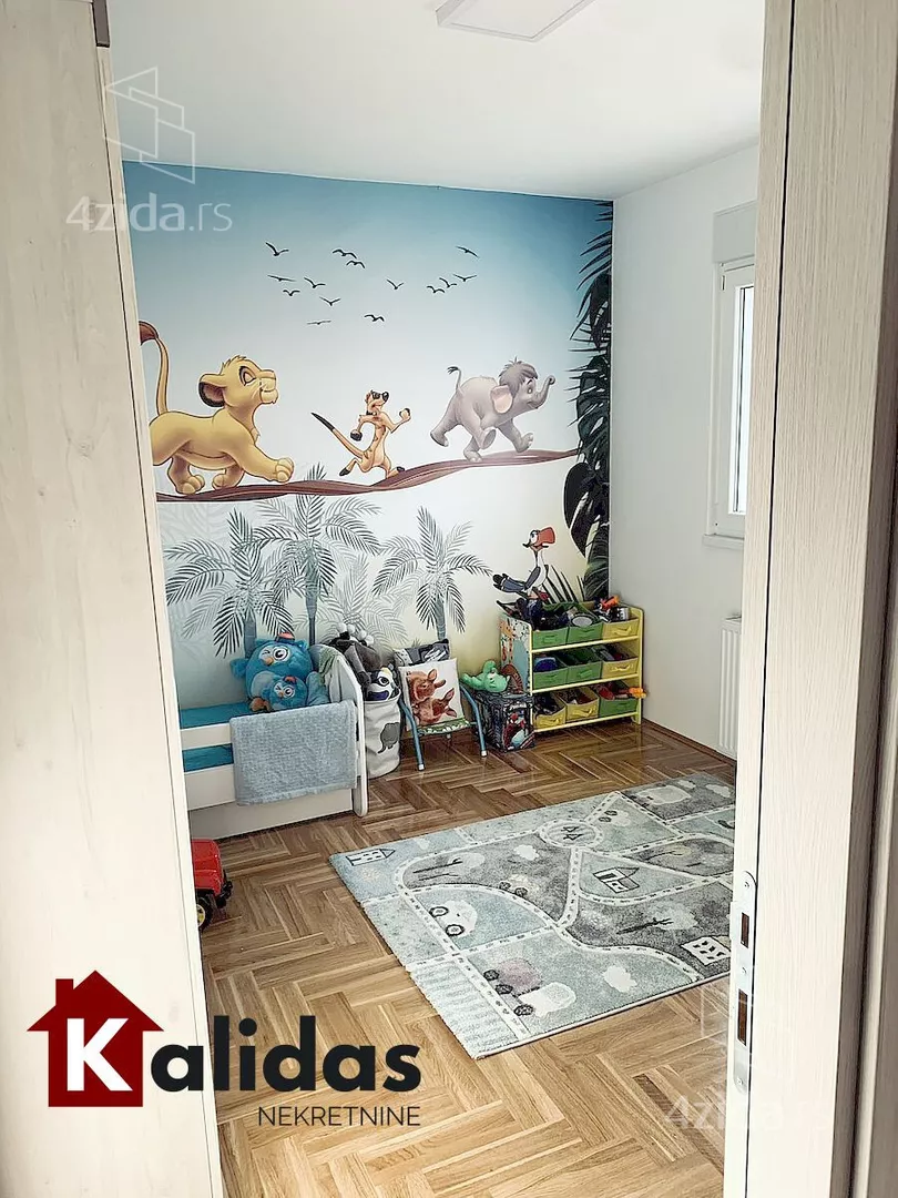 Dvoiposoban stan | 4zida