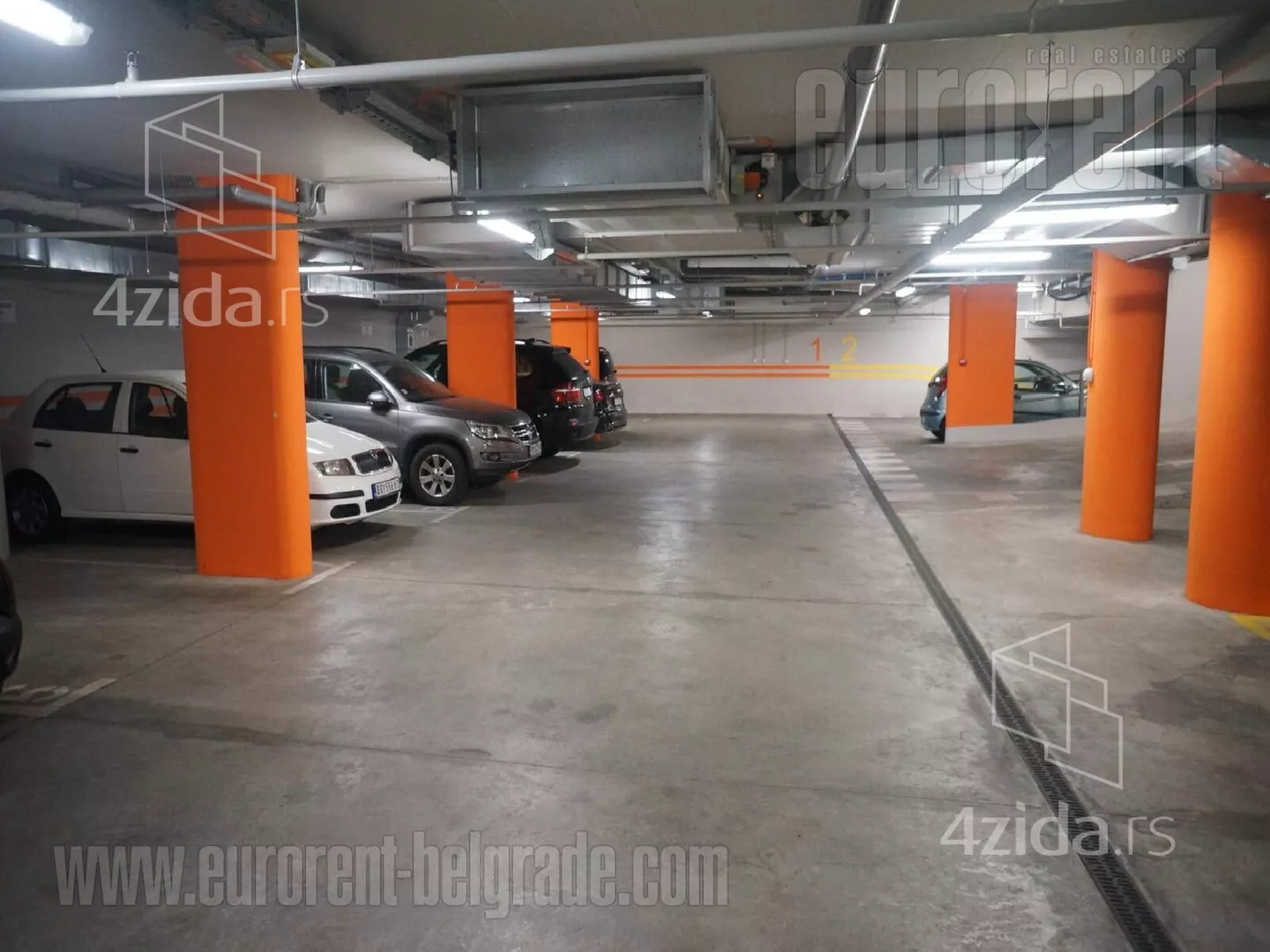 Poslovni prostor | 4zida