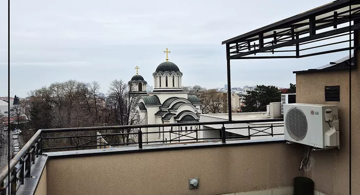 Petosoban stan | 4zida