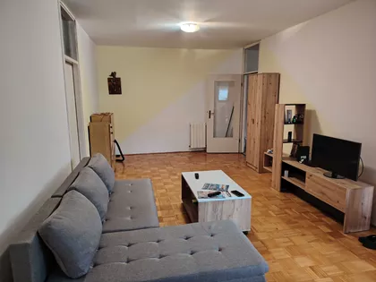 Petra Konjovića 12 | 4zida.rs