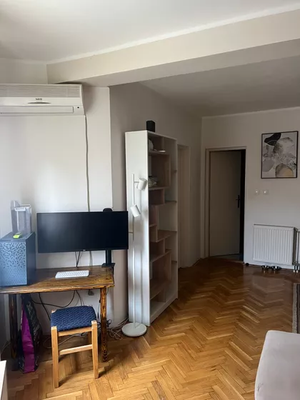 Valentina Vodnika | 4zida.rs