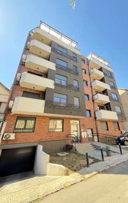 Ljube Šercera | 4zida.rs