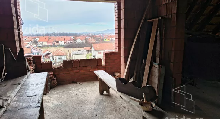 3-etažna kuća | 4zida