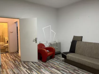 Dečanska | 4zida.rs