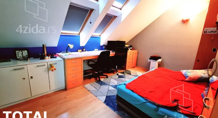 Petoiposoban stan | 4zida