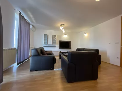 Suvoborska | 4zida.rs