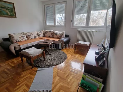 Pariske komune | 4zida.rs