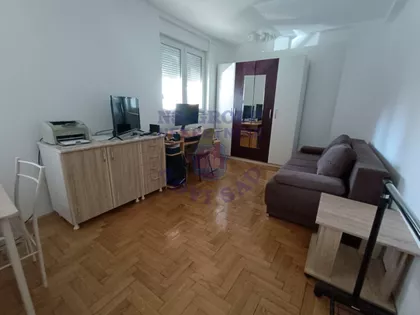 Stara Detelinara | 4zida.rs