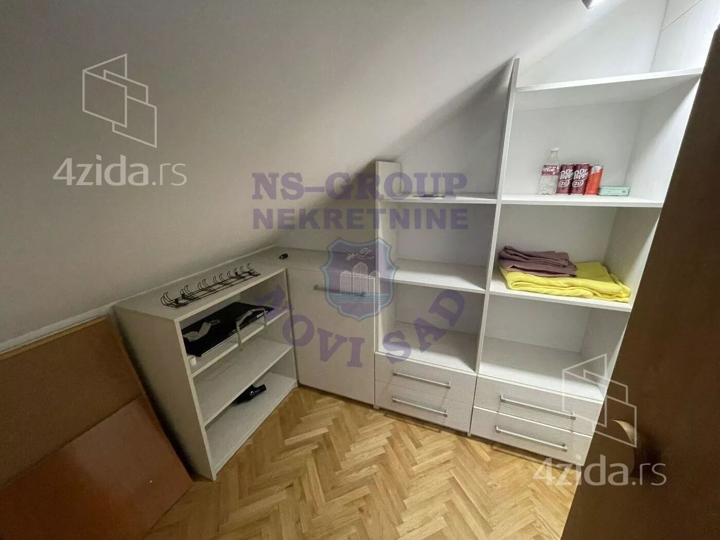 Petosoban stan | 4zida