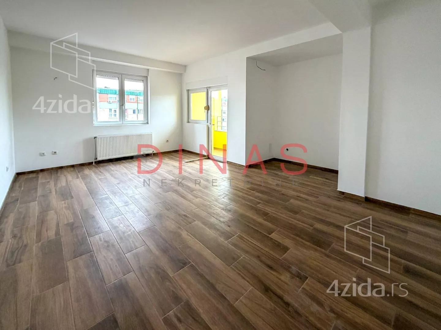 Petosoban stan | 4zida