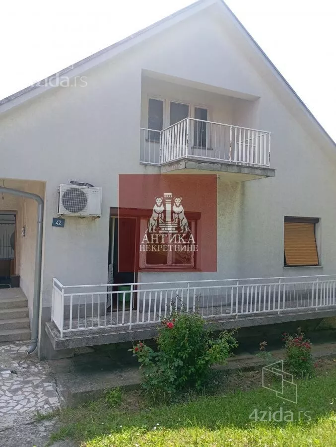 Kuća | 4zida