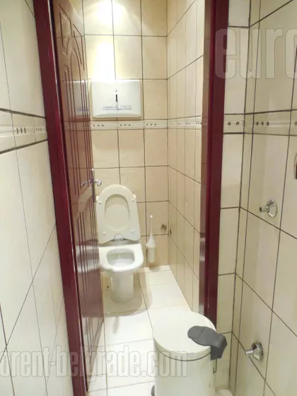 CENTAR | 4zida.rs