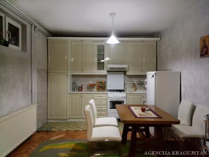 Vašarište | 4zida.rs