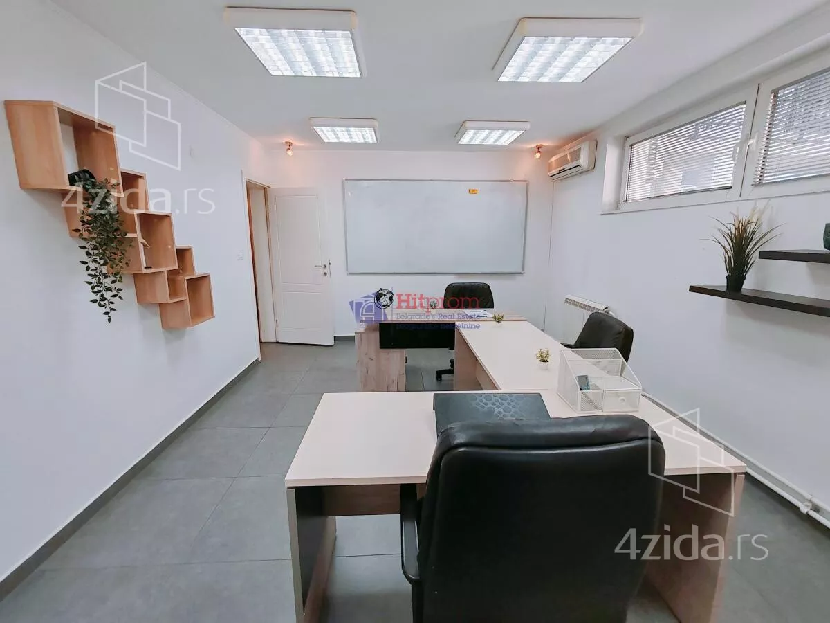Poslovni prostor | 4zida