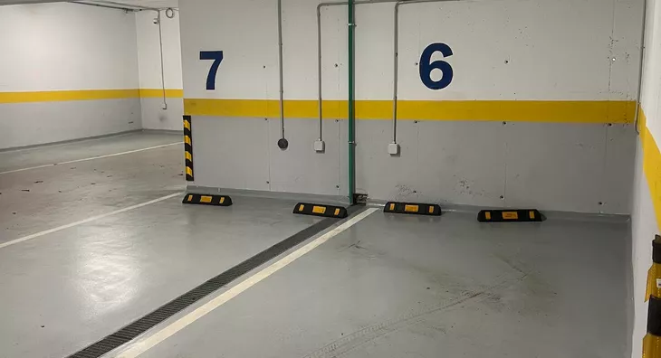 Garaža/Parking | 4zida