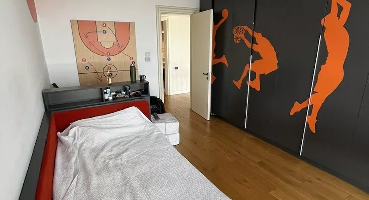 Šestosoban stan | 4zida