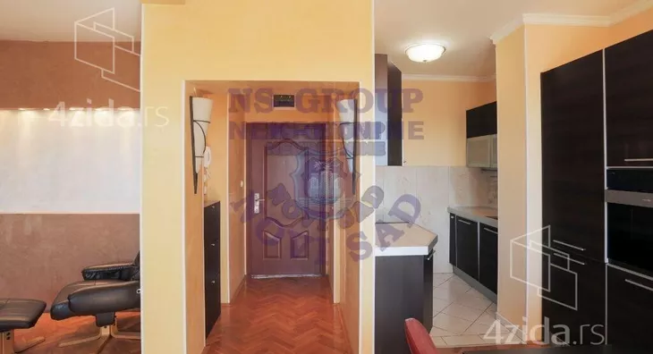 Četvoroiposoban stan | 4zida