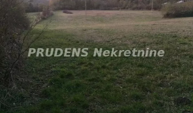 Plac | 4zida
