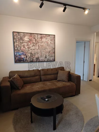 Cara Uroša | 4zida.rs