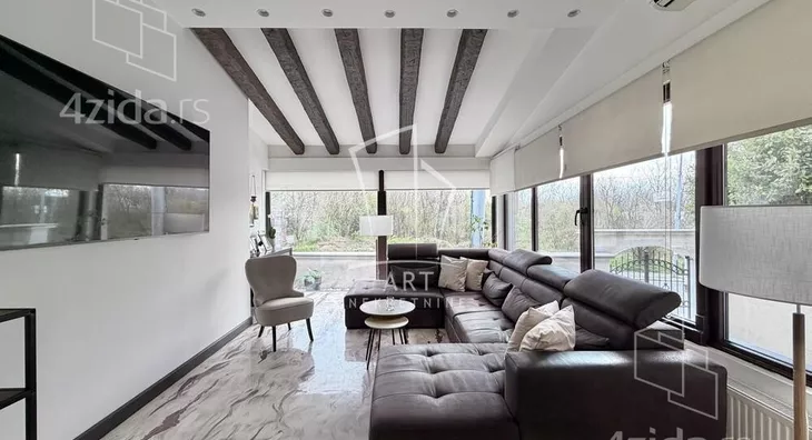 3-etažna kuća | 4zida