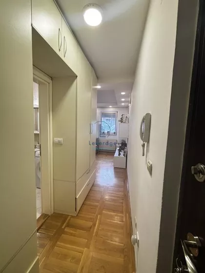 17. oktobra | 4zida.rs