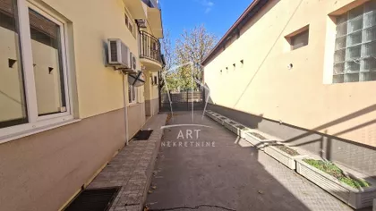 Ugrinovačka | 4zida.rs