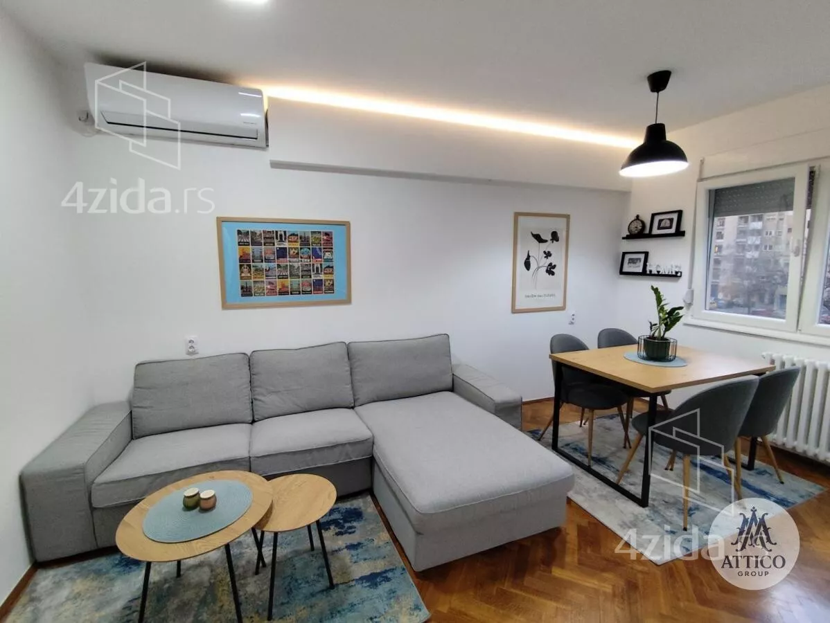 Dvoiposoban stan | 4zida