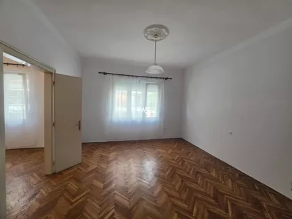 Milana Rakića | 4zida.rs