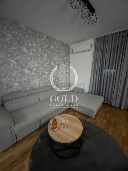Gundulićeva | 4zida.rs